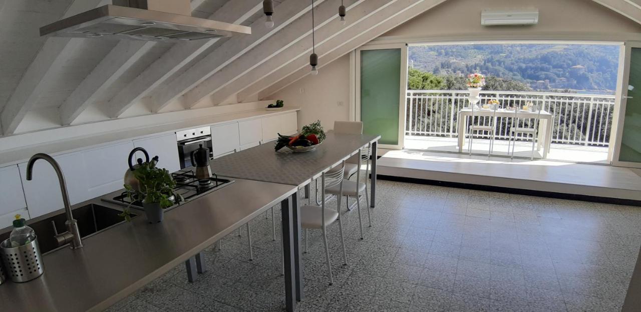 Penthouse By The Sea Apartment Levanto Exterior photo